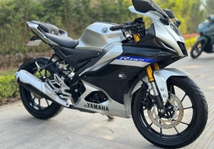 Yamaha R15 V4 2023